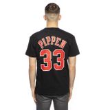 T-shirt Mitchell &amp; Ness Chicago Bulls # 33 Scottie Pippen Name &amp; Number Tee black
