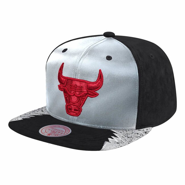 E-shop Mitchell & Ness snapback Chicago Bulls Day 5 Snapback grey/black - UNI