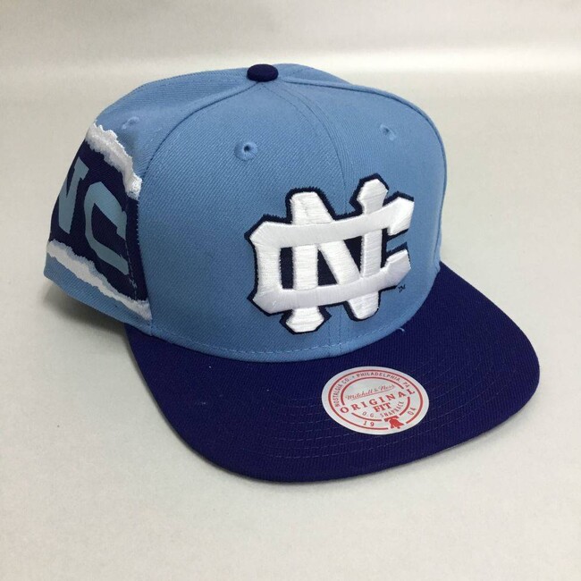 Mitchell & Ness snapback University Of North Carolina NCAA Jumbotron Snapback navy/light blue - UNI
