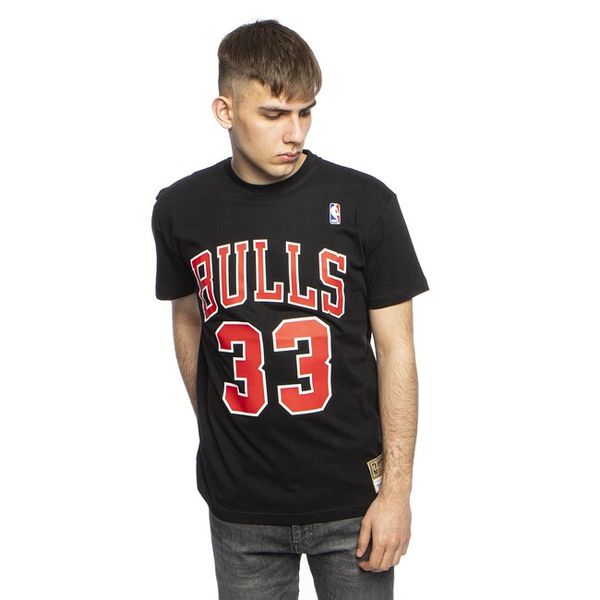 T-shirt Mitchell & Ness Chicago Bulls # 33 Scottie Pippen Name & Number Tee black